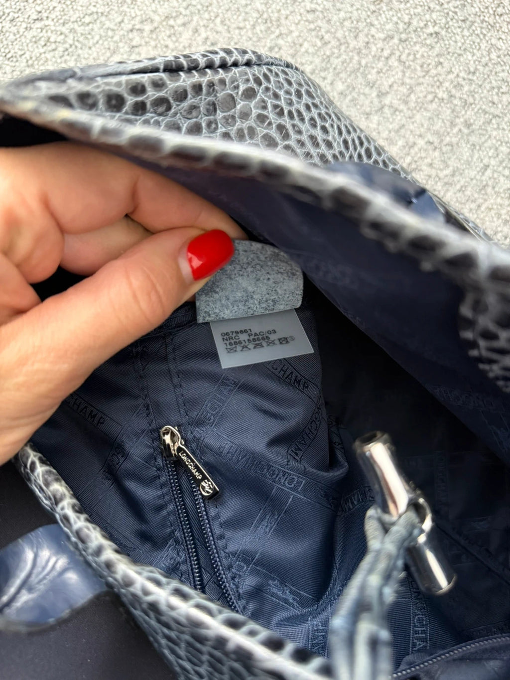 Longchamp roseau croco blue leather handbag - view 14