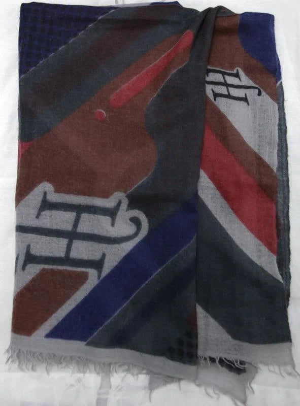 Friendly Hunting big 100% cashmere shawl scarf - view 4
