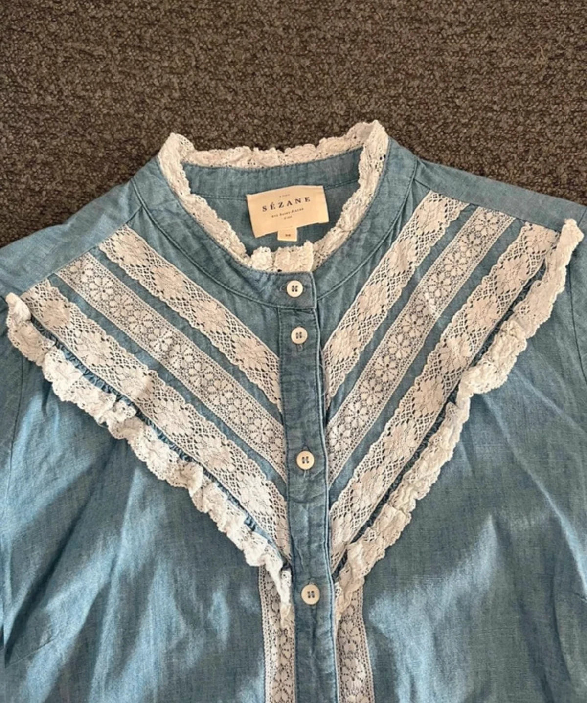 Sézane blue cotton shirt decorated with lace - view 4