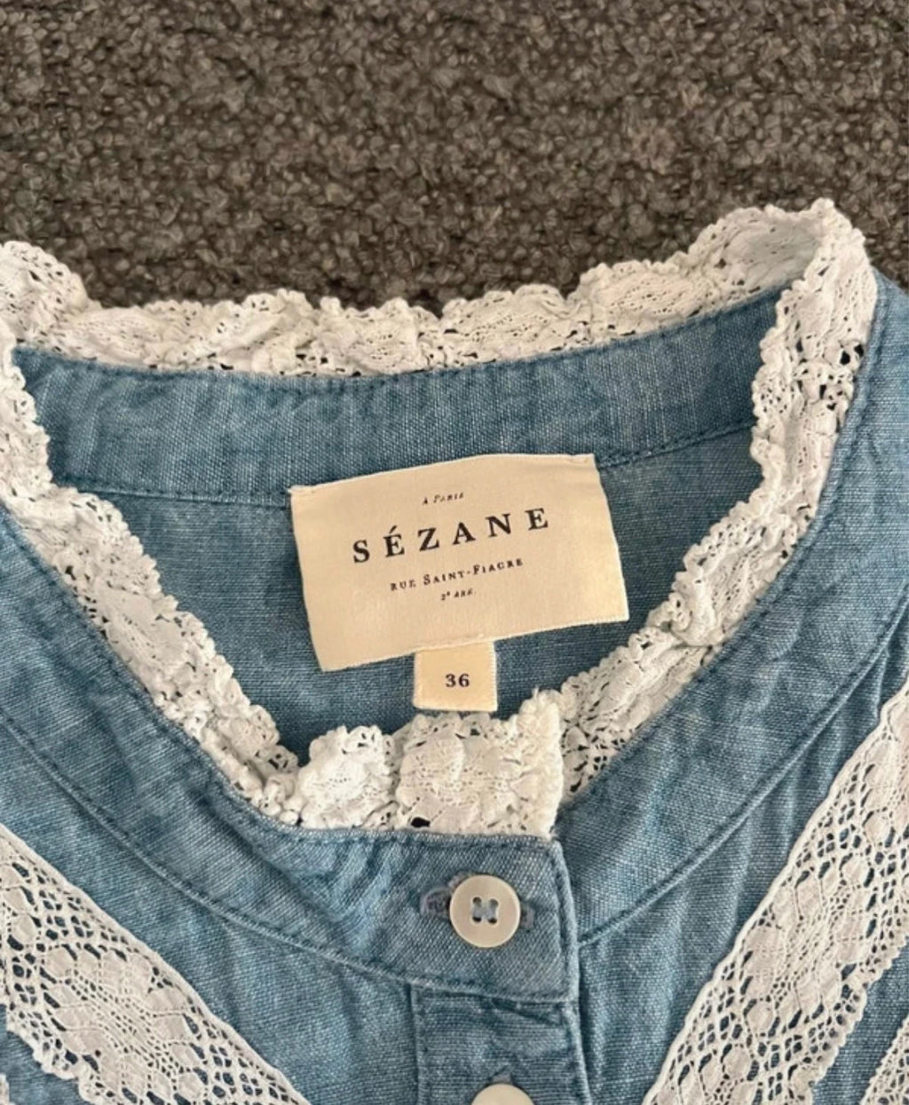 Sézane blue cotton shirt decorated with lace - view 5