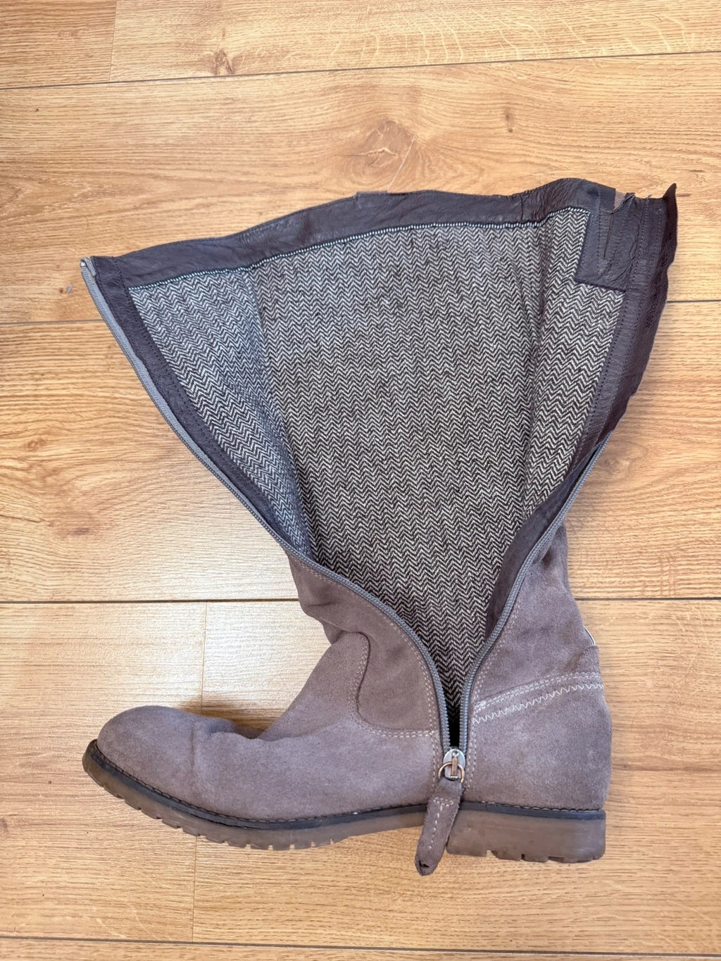 Marc O'Polo taupe suede high boots - view 6