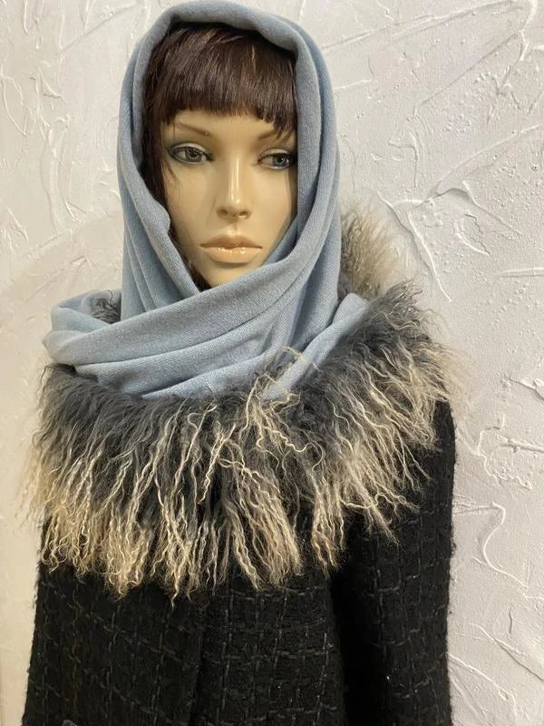 Hemisphere blue cashmere scarf with Mongolian sheep fur - view 6