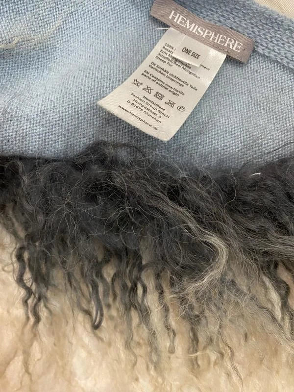 Hemisphere blue cashmere scarf with Mongolian sheep fur - view 2