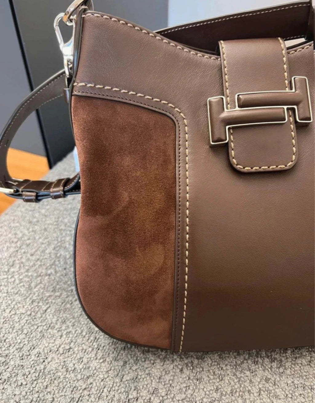 Tod's double T new brown suede shoulder bag - view 3