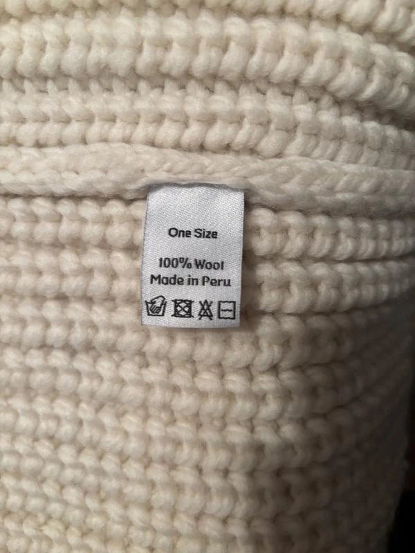 Mr. Mittens ivory wool cardigan - view 5