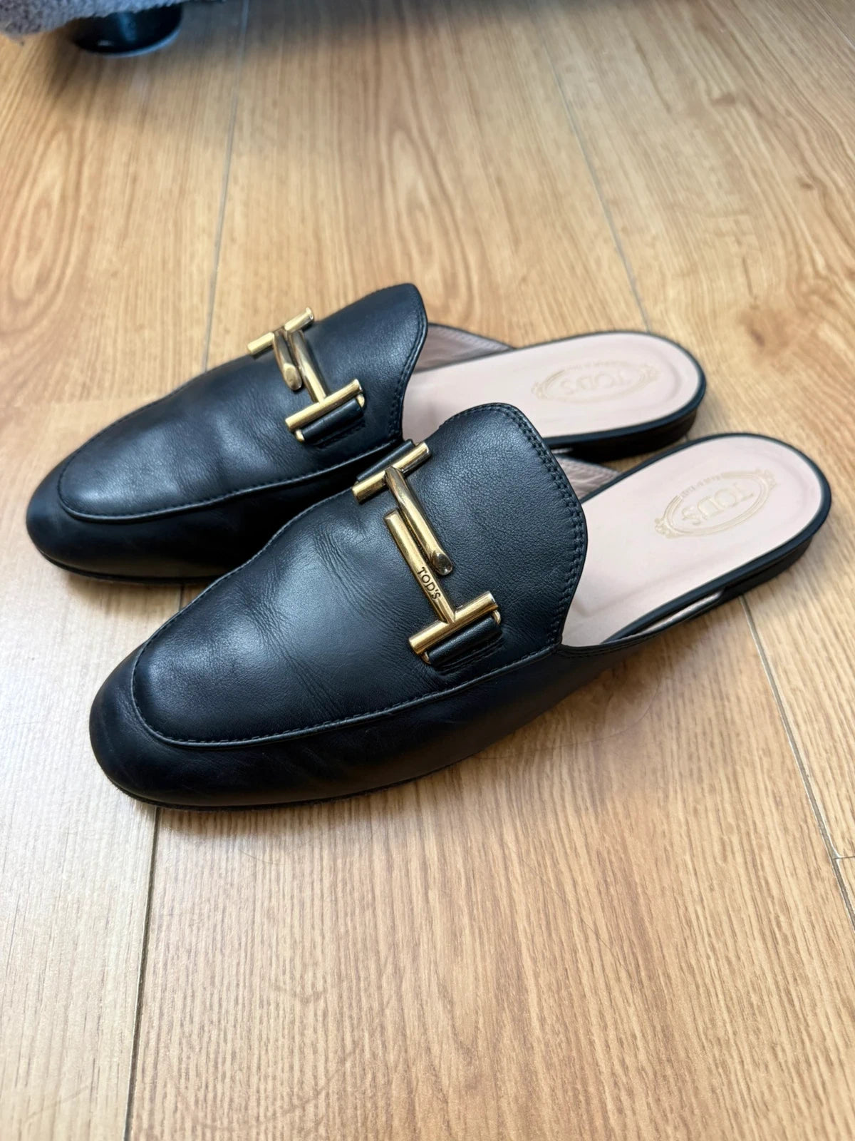 Tod's double T black leather mules - view 9