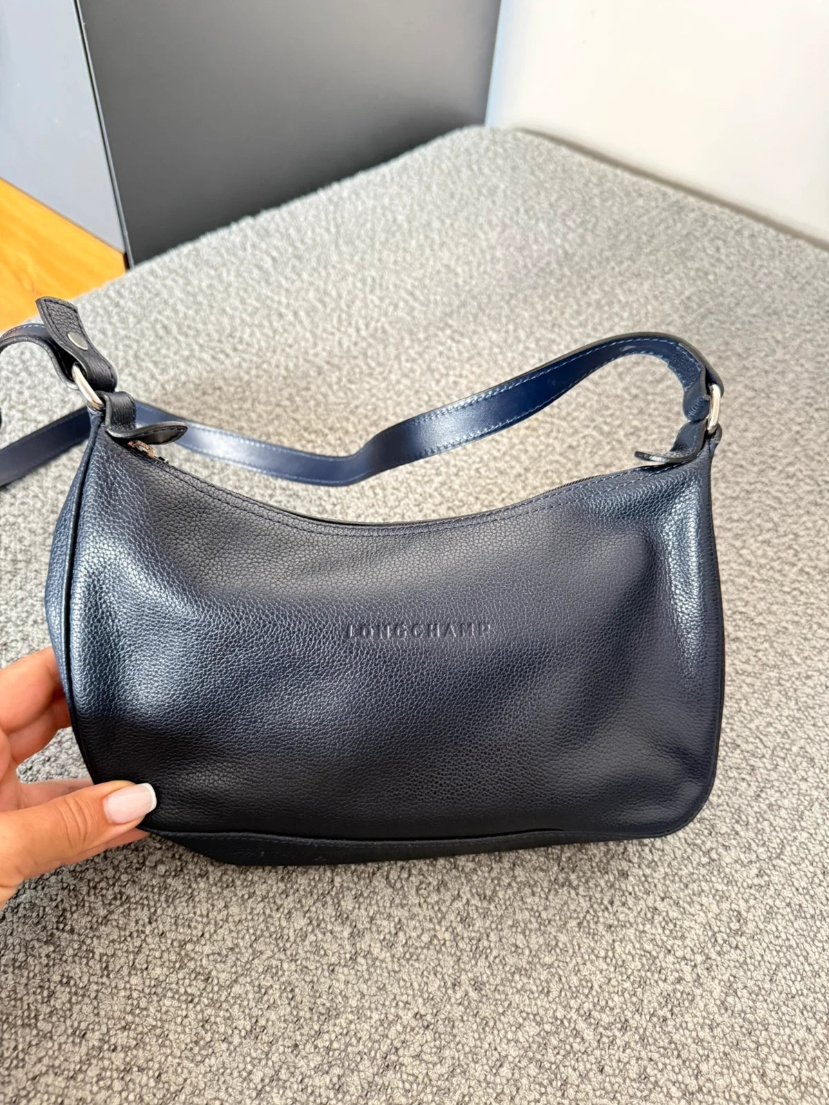 Longchamp navy blue leather crossbody / shoulder bag - view 4