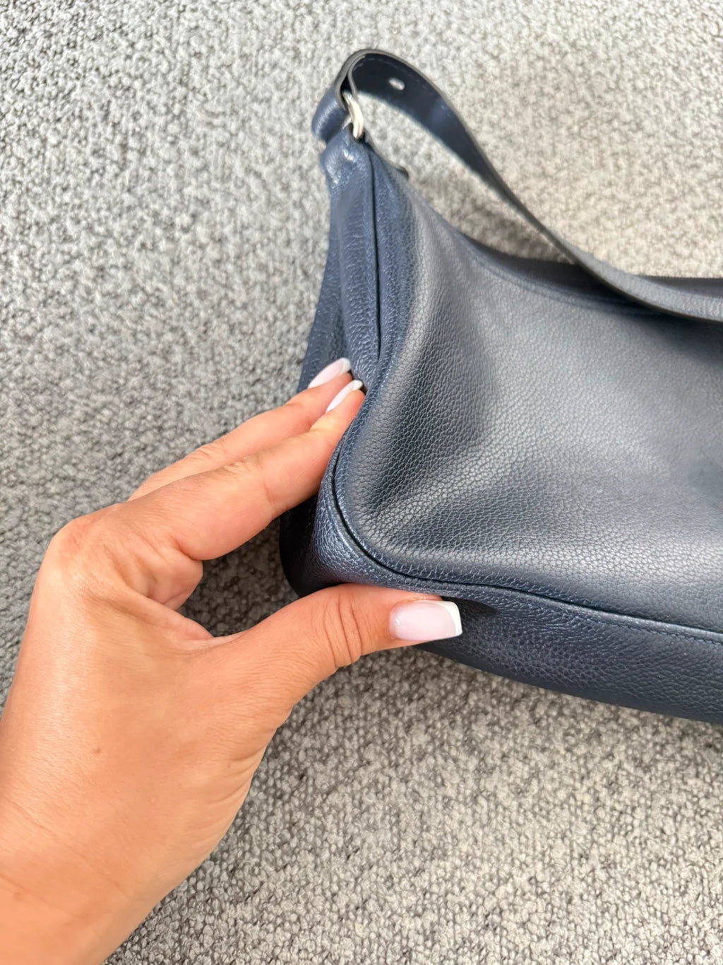 Longchamp navy blue leather crossbody / shoulder bag - view 6