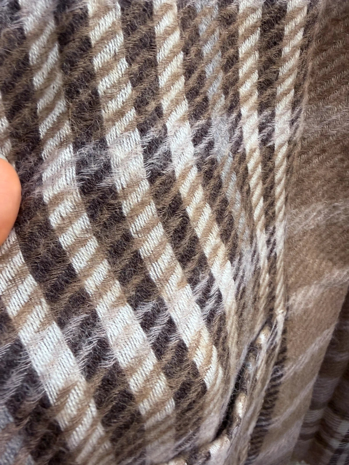 19 Andrea's 47 cashmere cardigan - view 6