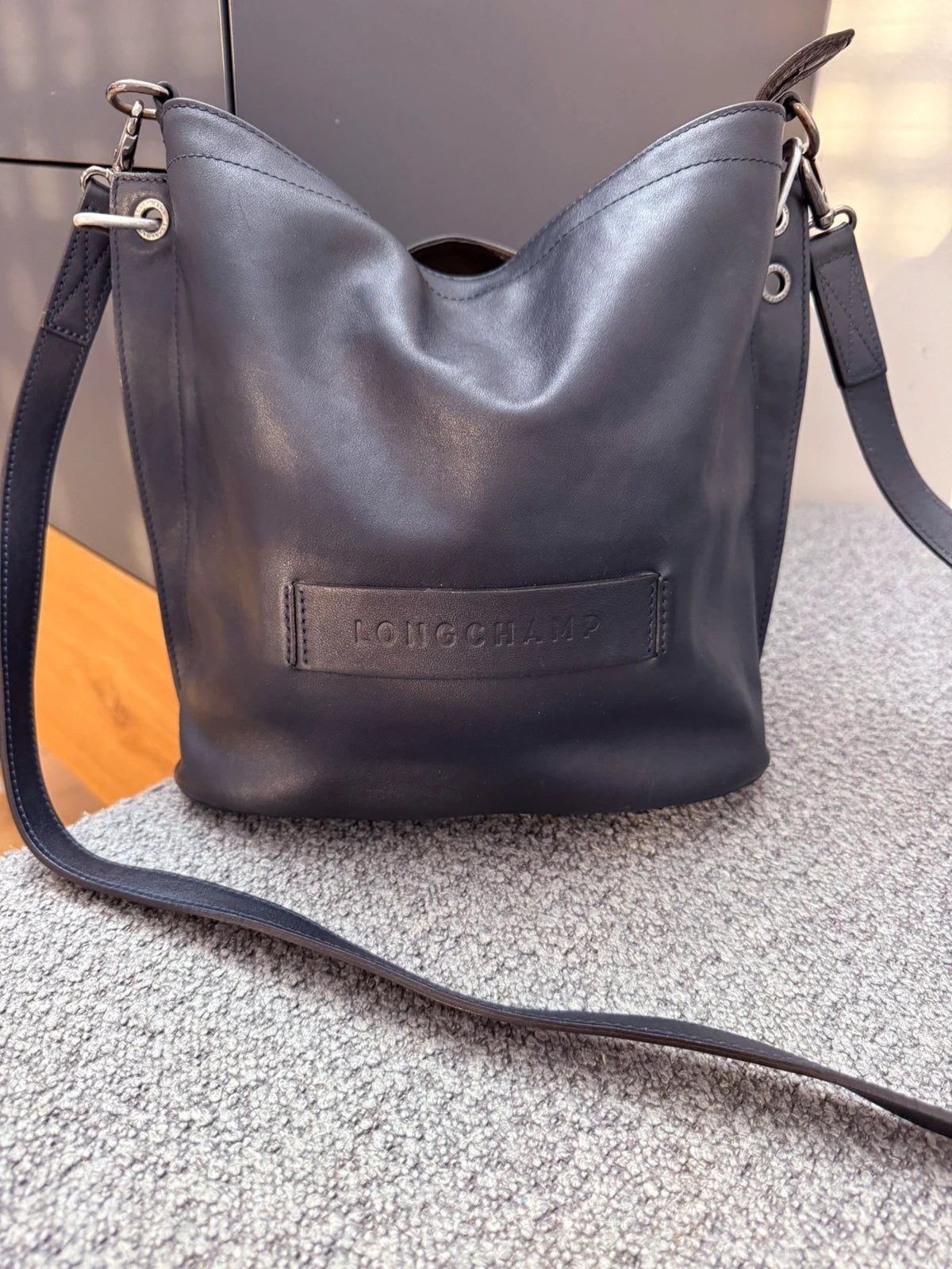 Longchamp 3D navy blue leather crossbody bag