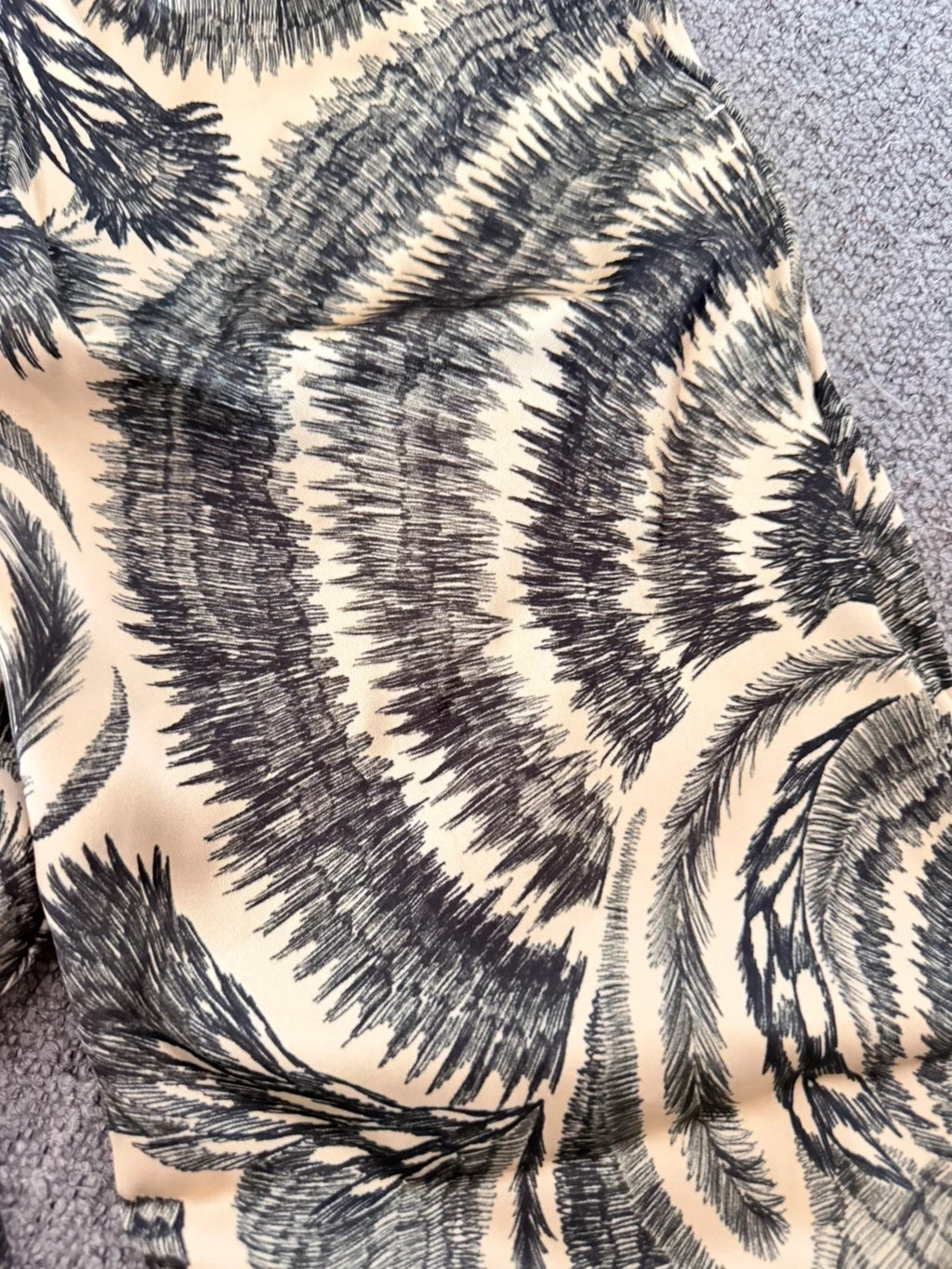Dries van Noten beige viscose acetate fluid trousers - view 8