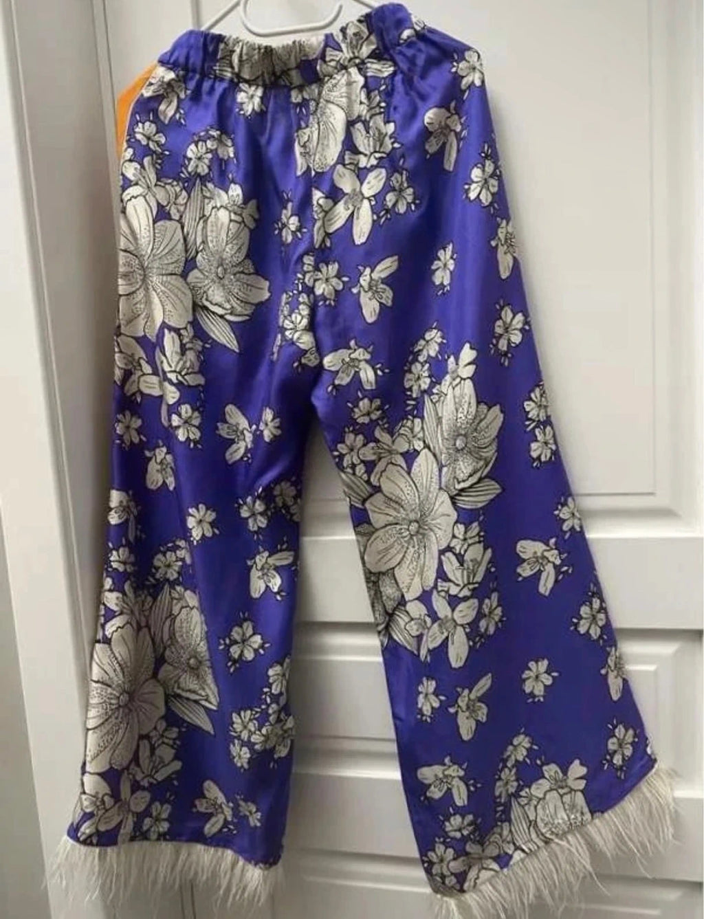 P.A.R.O.S.H. purple silk trousers with ostrich feathers - view 2