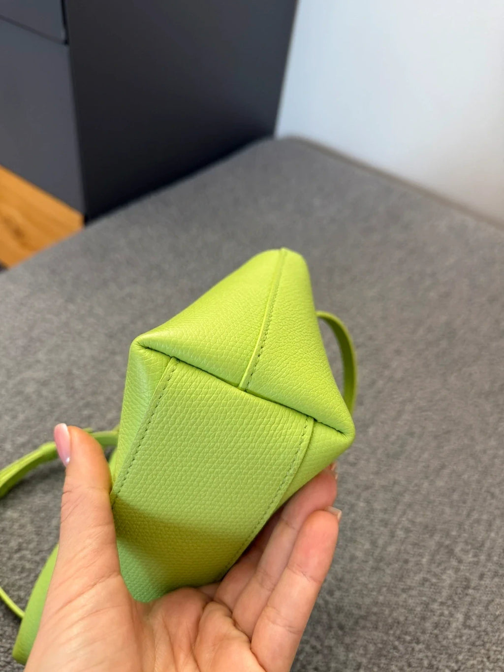 Longchamp Roseau East West light green leather bag - view 8