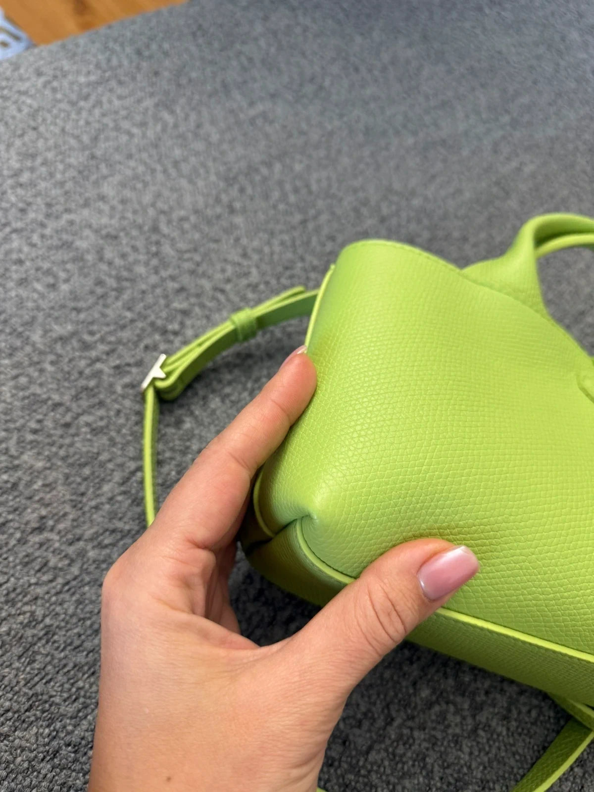 Longchamp Roseau East West light green leather bag - view 7