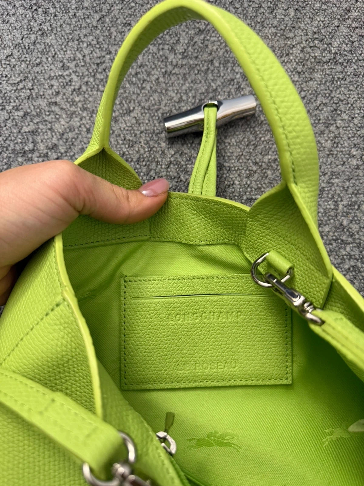 Longchamp Roseau East West light green leather bag - view 12