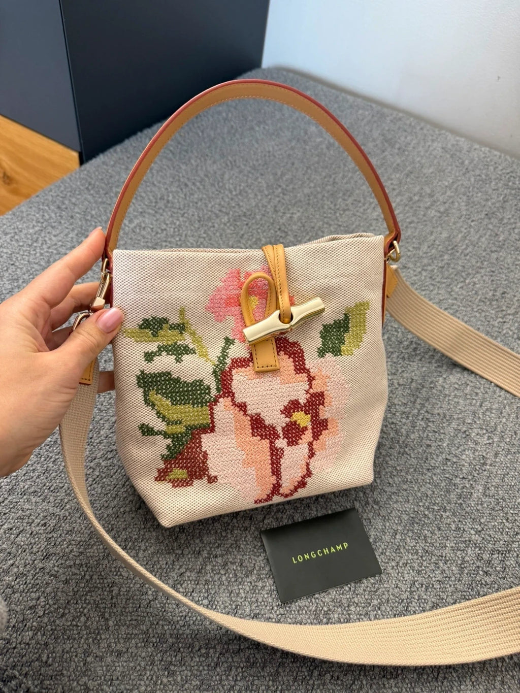 Longchamp Roseau beige embroidered bag