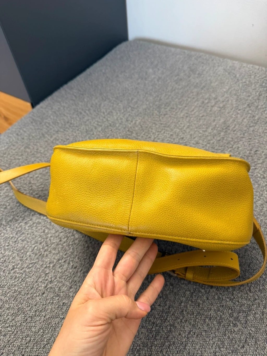 Longchamp Le Foulonné mustard leather crossbody bag - view 9