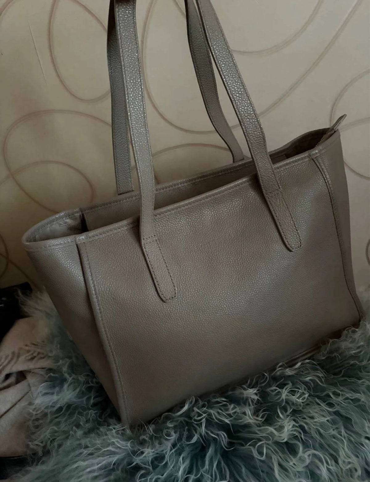 Longchamp taupe leather shoulder bag