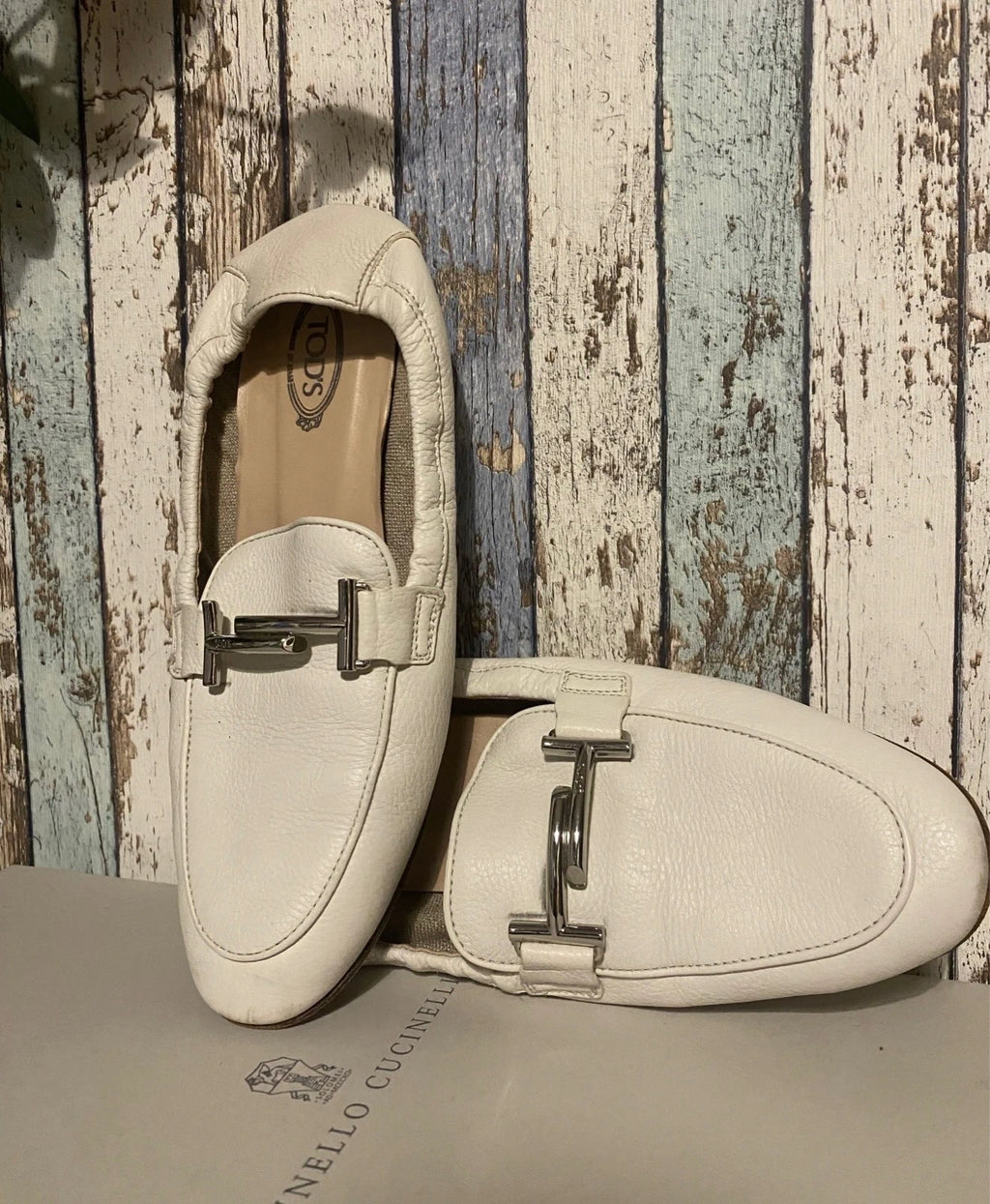 Tod's double T cream leather loafers - view 3