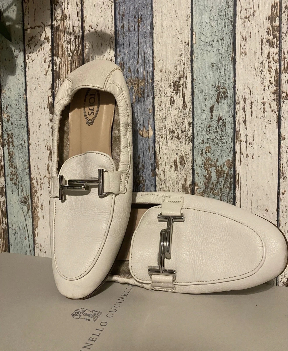 Tod's double T cream leather loafers - view 3