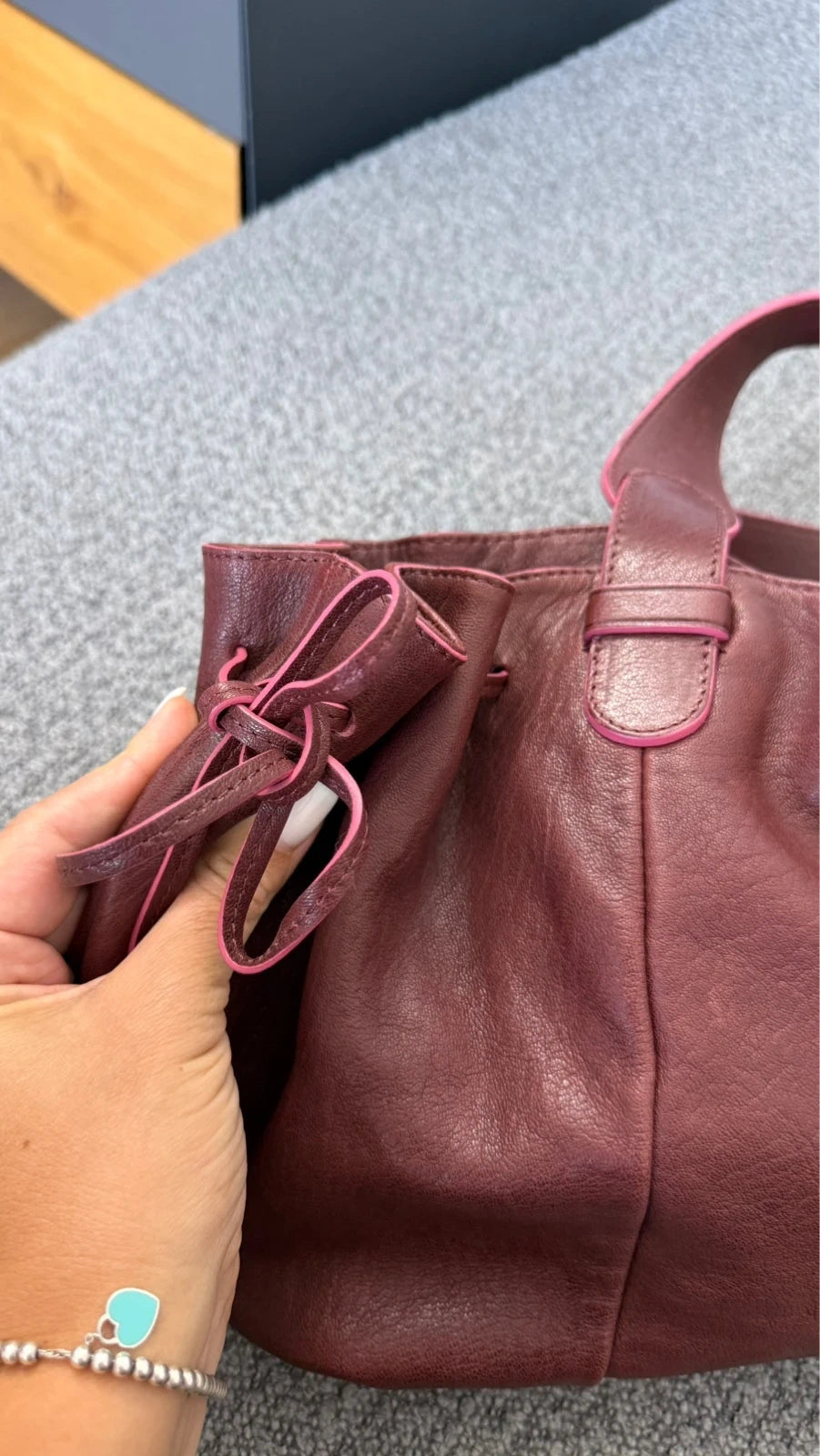 Gerard Darel 24H burgundy leather handbag - view 5