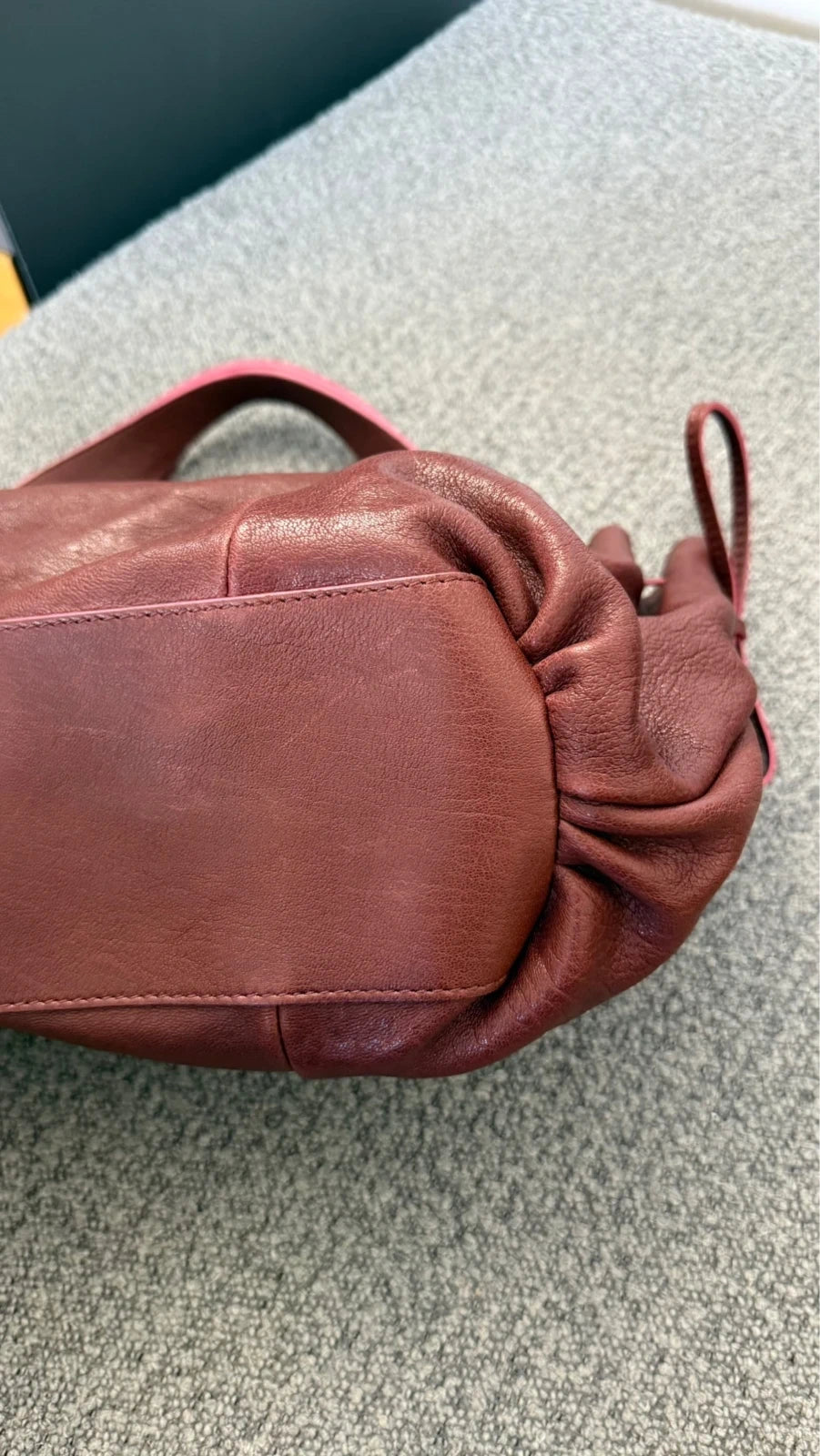 Gerard Darel 24H burgundy leather handbag - view 7