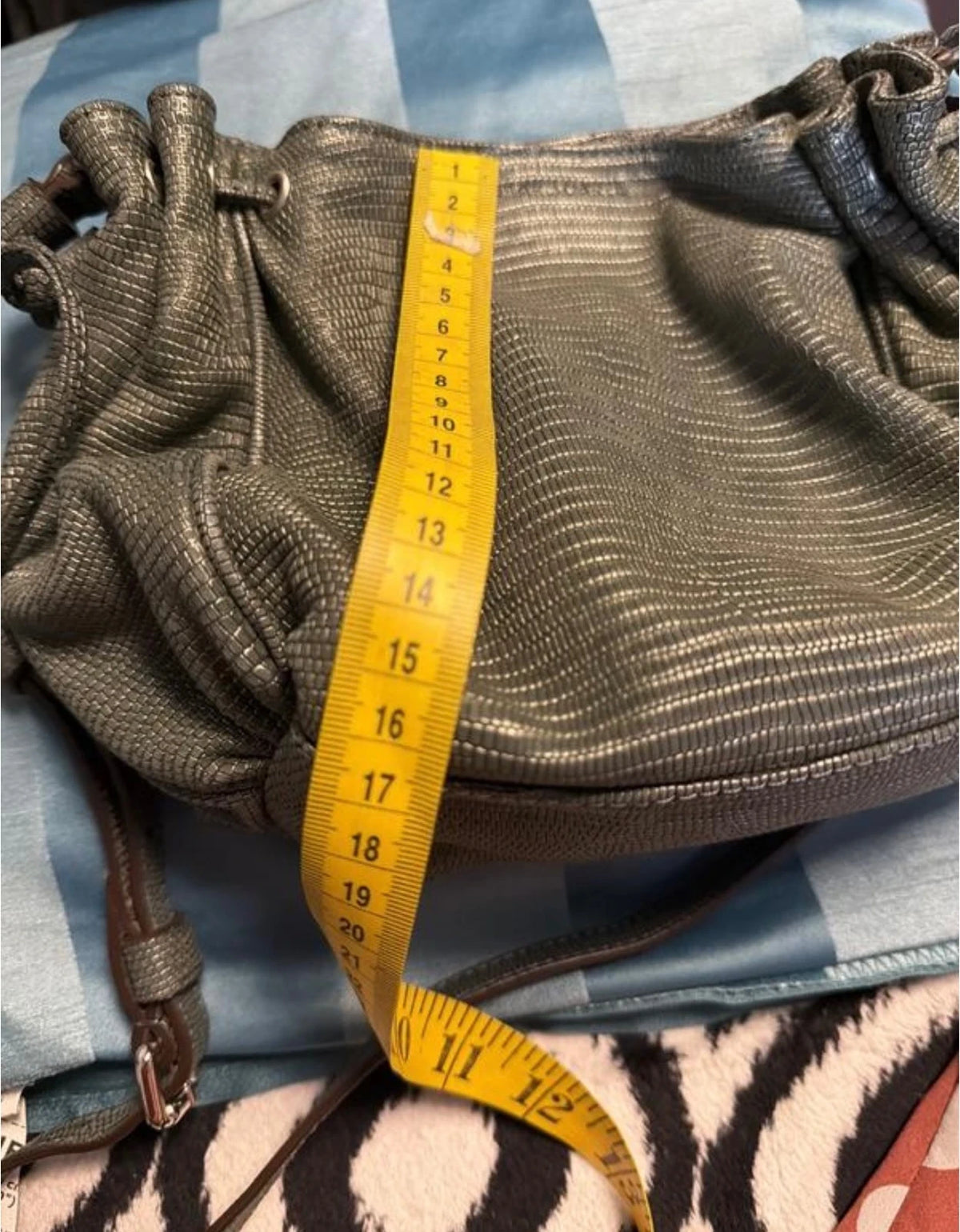 Gerard Darel le mini 24H khaki leather crossbody bag - view 6