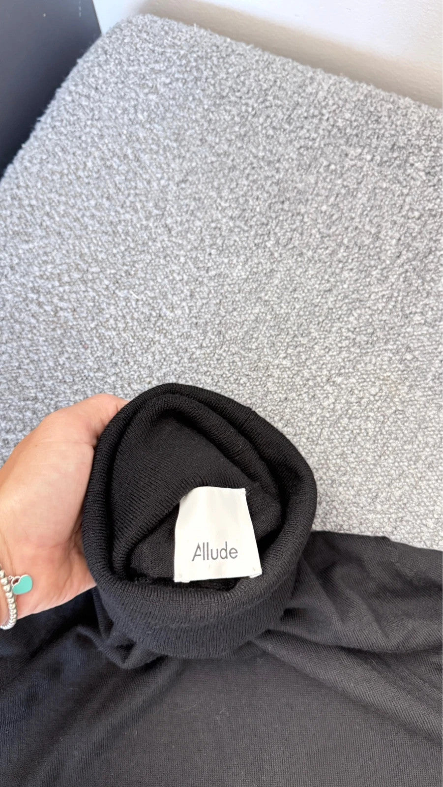 Allude black wool cashmere turtleneck sweater