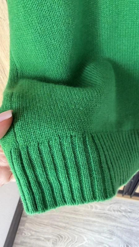 Lisa Yang green cashmere sleeveless vest