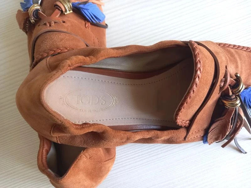 Tod’s brown suede leather loafers