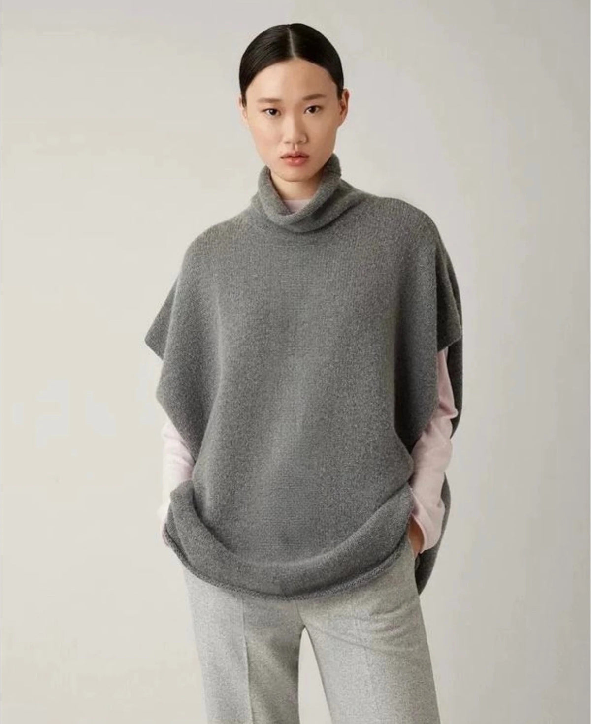 Fabiana Filippi taupe alpaga poncho