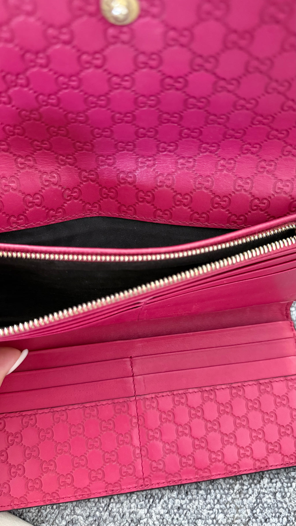 Gucci Microguccissima interlocking G continental wallet