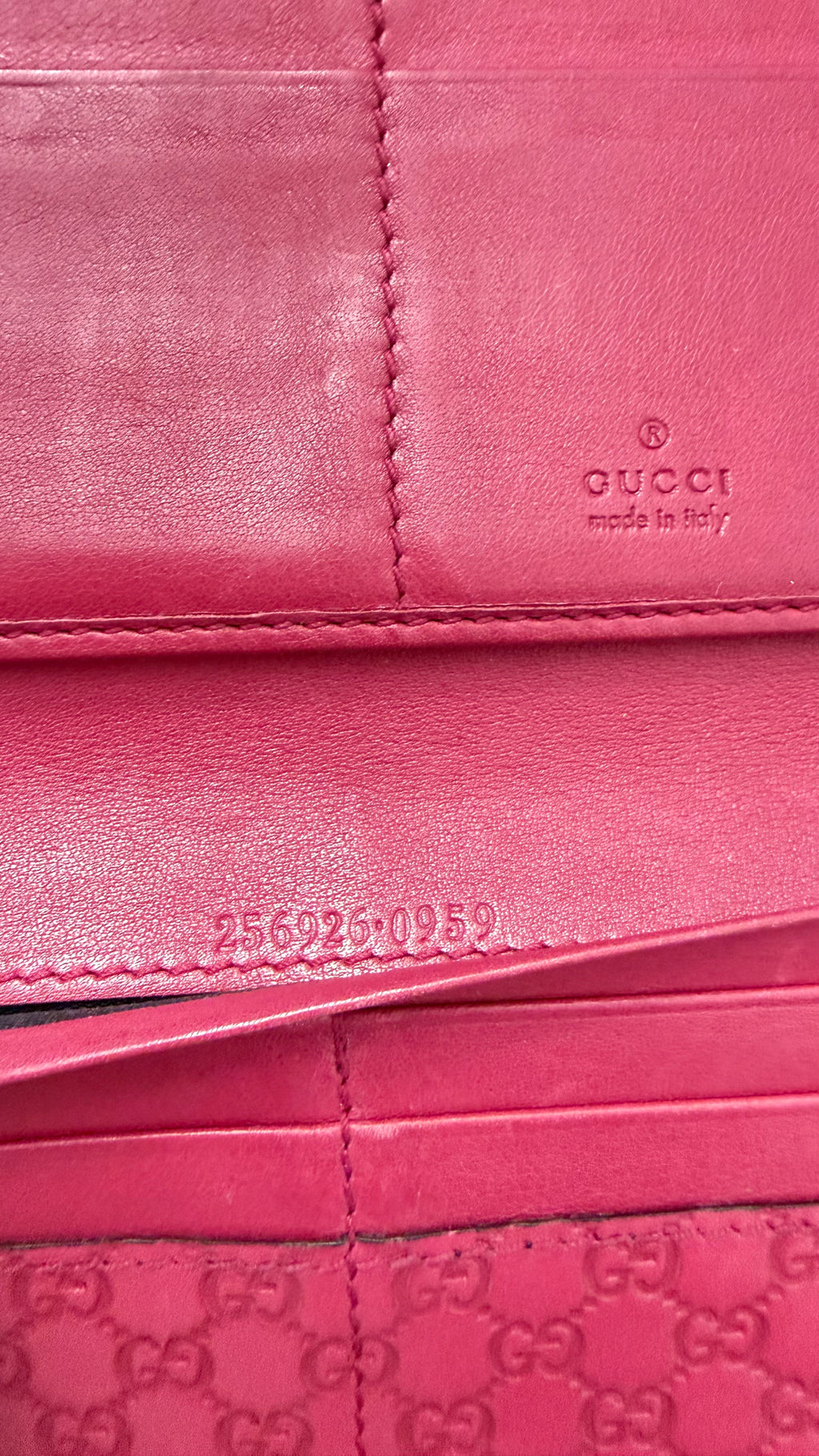 Gucci Microguccissima interlocking G continental wallet